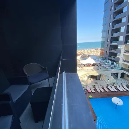 Mamaia Nord Nb アパート
