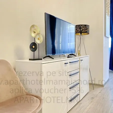 Mamaia Nord Nb アパート